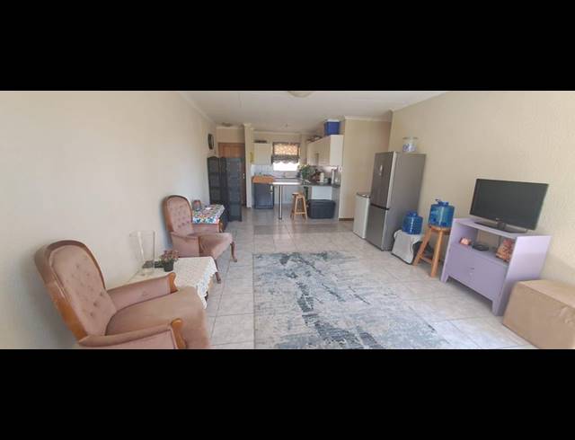 2 BEDROOM TOWNHOUSE FOR SALE IN ELANDSPARK